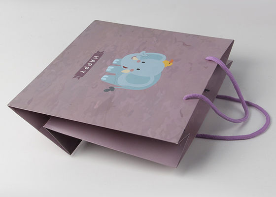 Les sacs adaptés aux besoins du client d'emballage de cadeau de Noël ont réutilisé le papier d'art pour l'achat